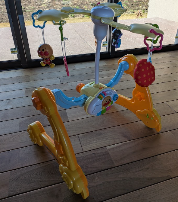 追視の練習に最適なアンパンマンのプーメリー